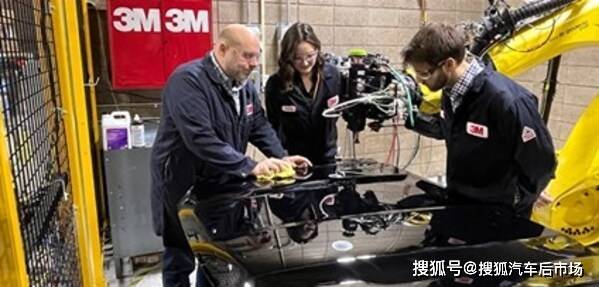 3M與通用汽車聯(lián)手<strong></p>
<p>汽車凹陷修復(fù)</strong>，自動(dòng)化漆面修復(fù)技術(shù)引領(lǐng)汽車制造新革命！:汽車凹陷修復(fù)